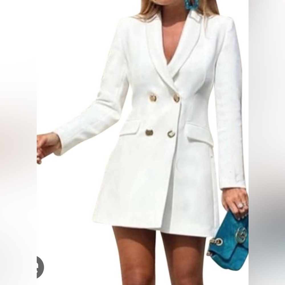 Zara Double Breasted Long White Blazer Jacket with Gold Buttons SM.